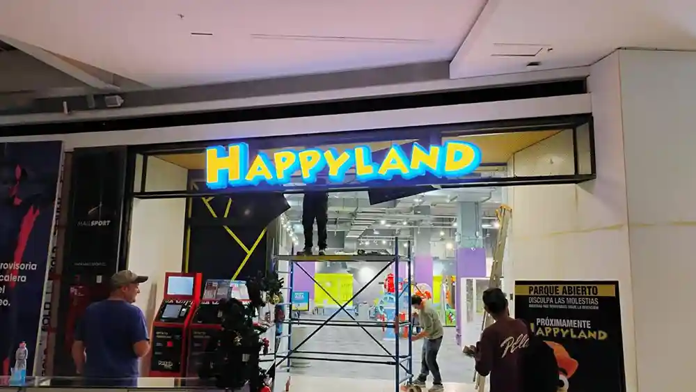 Happyland Mall Sport, Las Condes